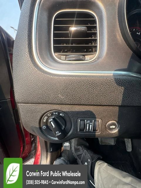 Used 2017 Dodge Charger SXT RWD image 13