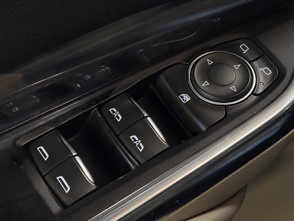 Used 2019 Cadillac XT4 Luxury FWD image 27