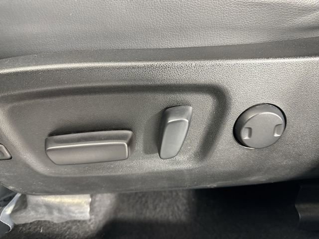Used 2017 Toyota Highlander XLE image 23