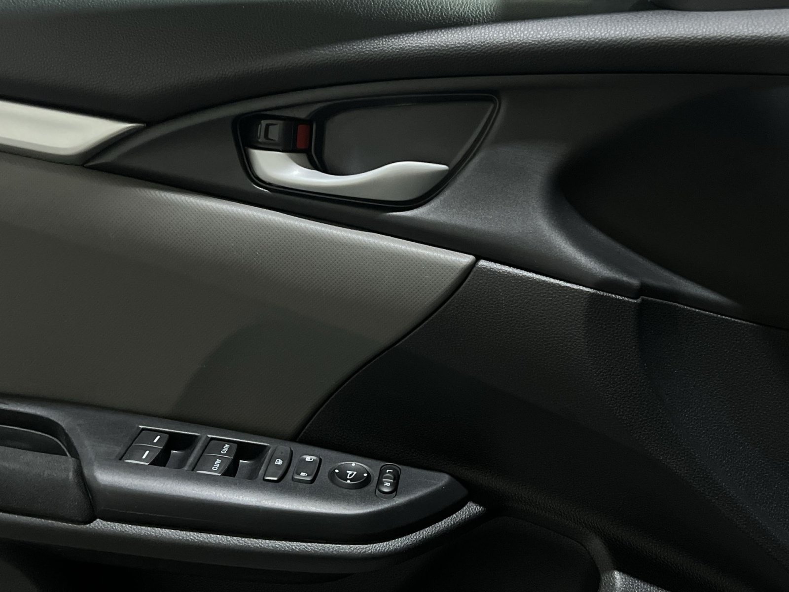 Used 2018 Honda Civic LX image 20