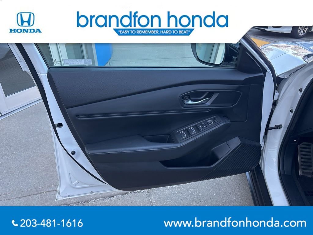 Used 2023 Honda Accord Sport image 11