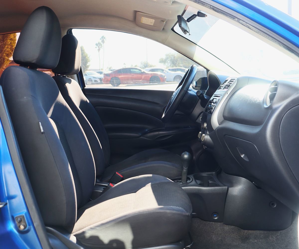 Used 2012 Nissan Versa SV image 34