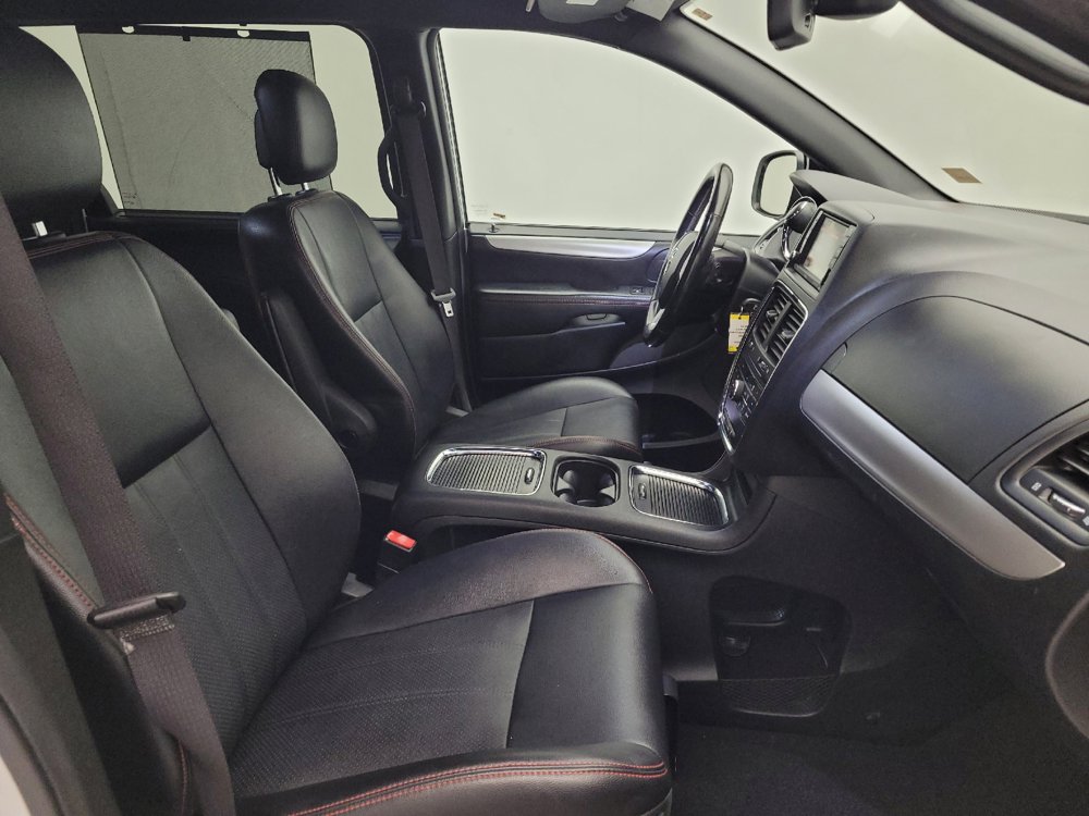 Used 2020 Dodge Grand Caravan GT FWD image 21