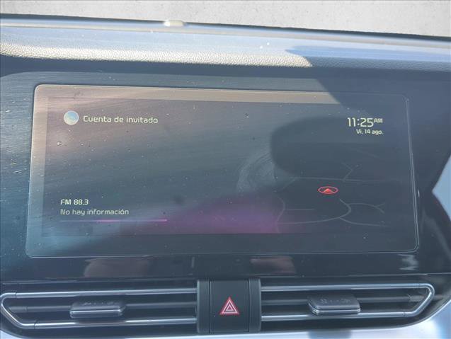 Used 2022 Kia Niro Touring Special Edition FWD image 24