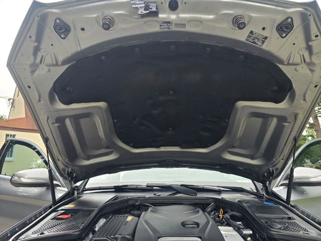 Used 2015 Mercedes-Benz C 300 Sedan image 39