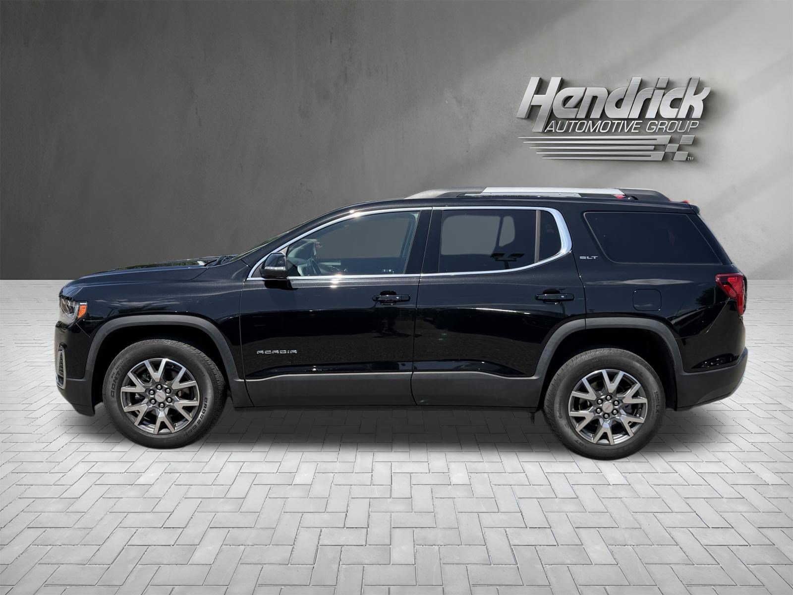 Used 2023 GMC Acadia SLT w/ Technology Package AWD/4WD image 7