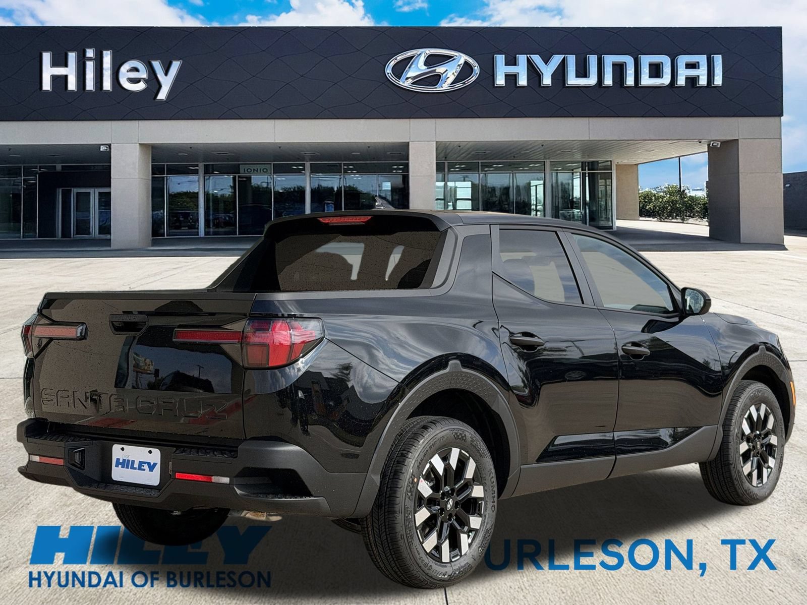 New 2026 Hyundai Santa Cruz SE FWD image 4