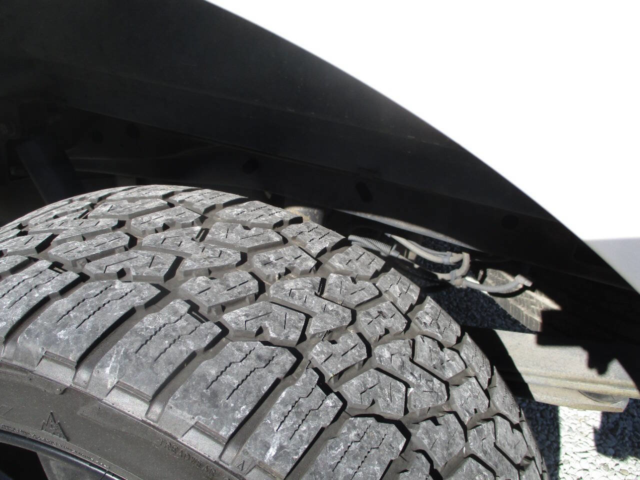 Used 2013 Ford F150 Limited image 4