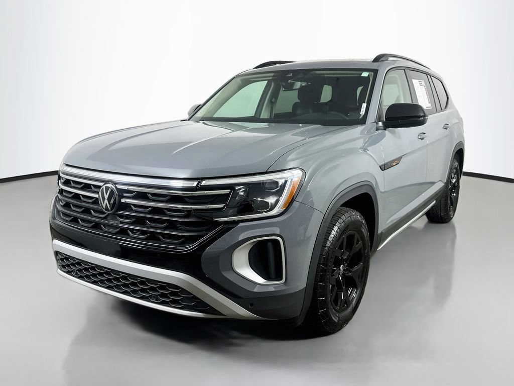 Used 2025 Volkswagen Atlas Peak Edition SE AWD/4WD video 3