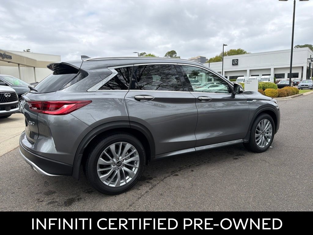 Certified 2023 INFINITI QX50 Luxe image 11