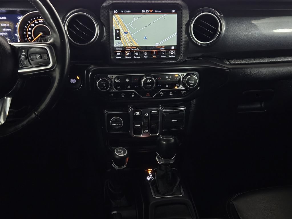 Used 2022 Jeep Wrangler Unlimited Sahara AWD/4WD image 9