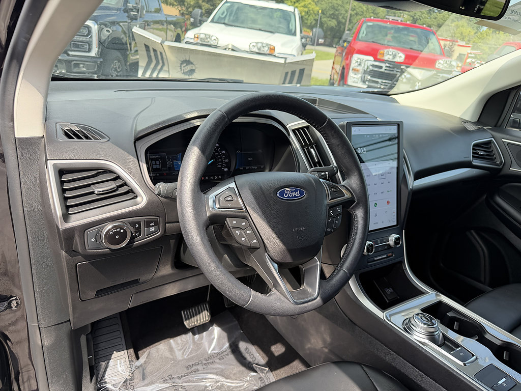 Certified 2023 Ford Edge SEL w/ Convenience Package AWD/4WD image 13
