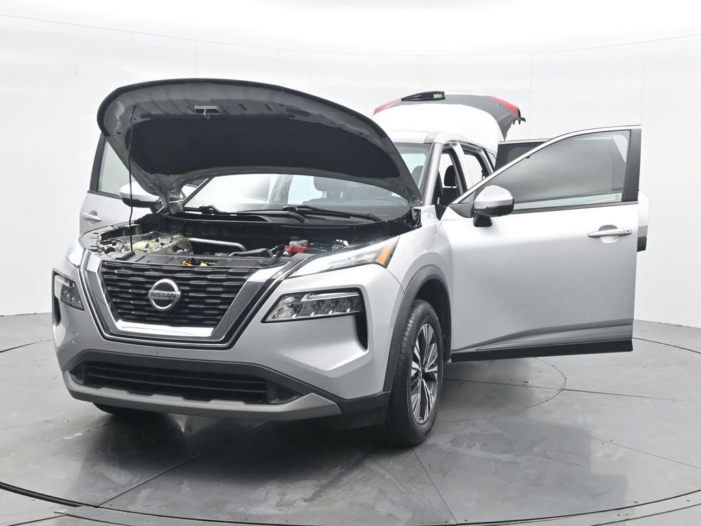 Used 2021 Nissan Rogue SV FWD image 23