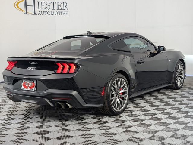 Used 2024 Ford Mustang GT Premium image 7