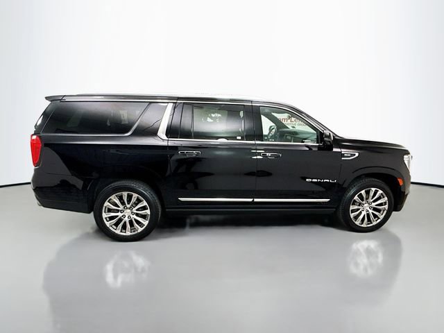 Used 2022 GMC Yukon XL Denali image 10