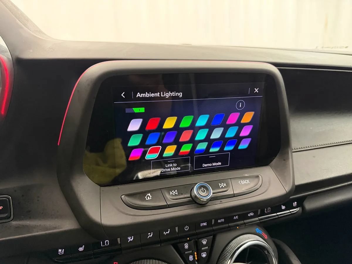 Used 2019 Chevrolet Camaro SS RWD image 23