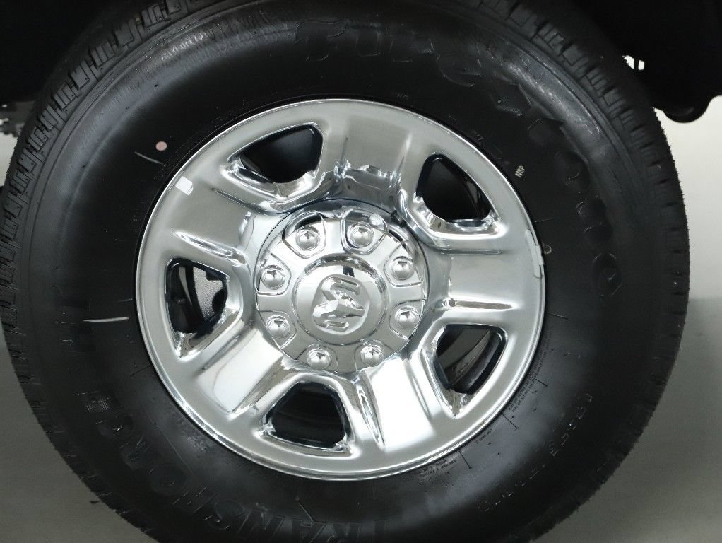 Used 2024 RAM 3500 Tradesman w/ Chrome Appearance Group AWD/4WD image 10