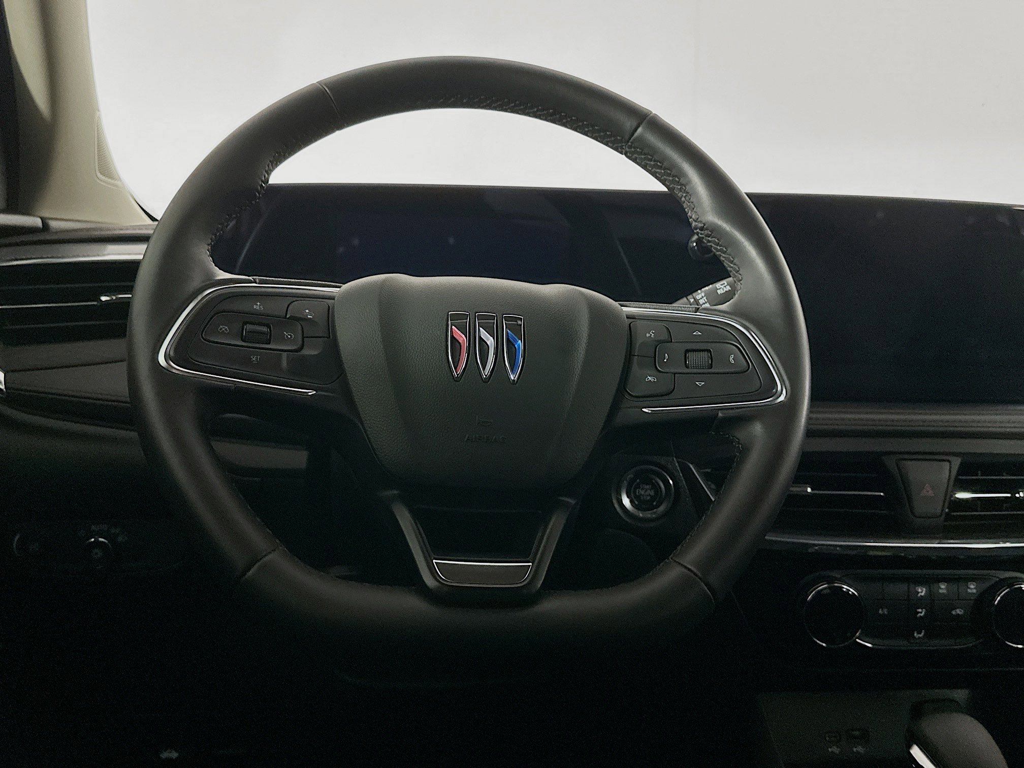 Used 2024 Buick Encore GX Sport Touring w/ Advanced Technology Package image 18