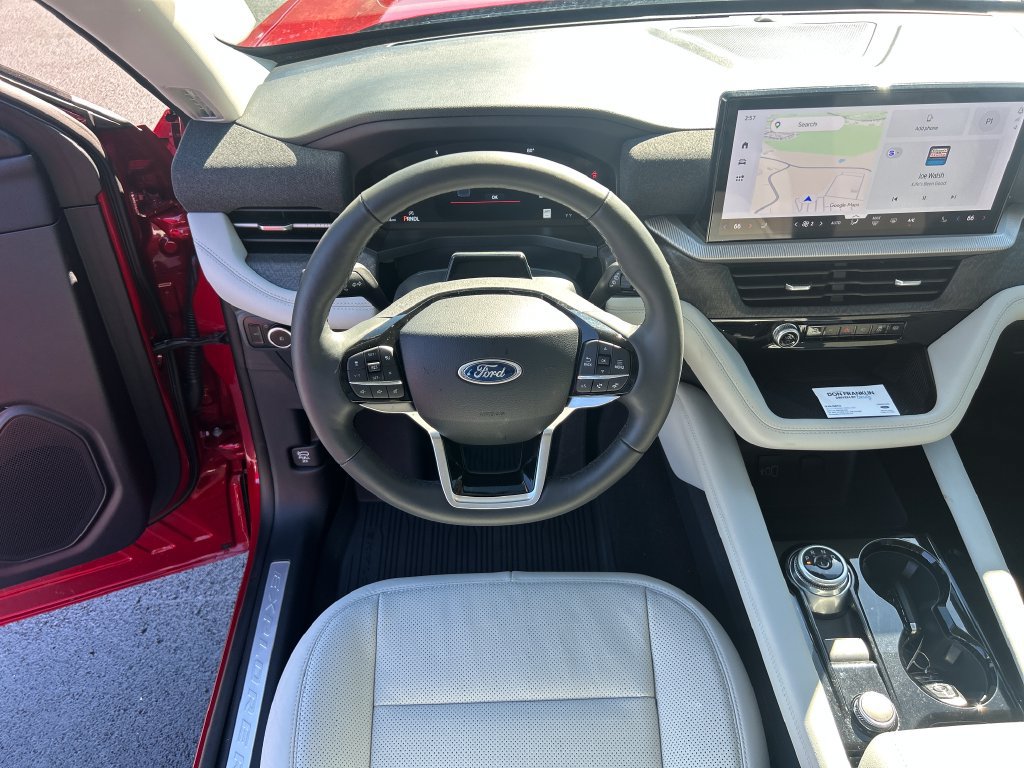 Used 2026 Ford Explorer Platinum w/ LUX Leather Package AWD/4WD image 16