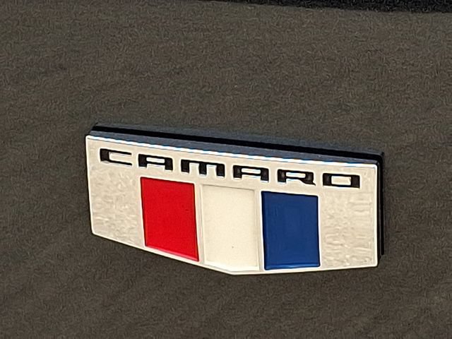 Used 2018 Chevrolet Camaro SS RWD image 29