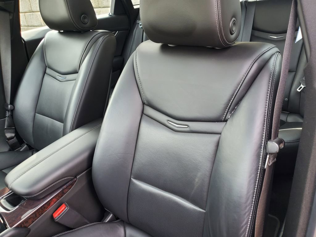 Used 2016 Cadillac XTS Luxury image 34