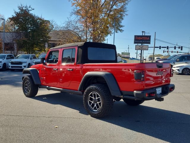 Used 2024 Jeep Gladiator Rubicon w/ Technology Group image 2