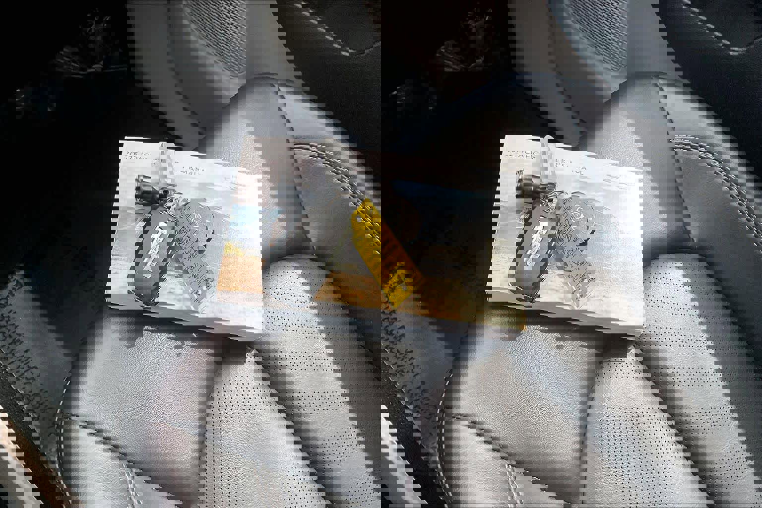 Used 2023 Chrysler Pacifica Touring-L image 15