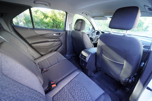Used 2022 Chevrolet Equinox LT FWD image 23