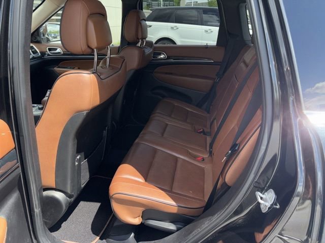 Used 2013 Jeep Grand Cherokee Overland Summit AWD/4WD image 10