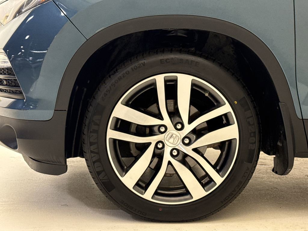Used 2018 Honda Pilot Touring image 6