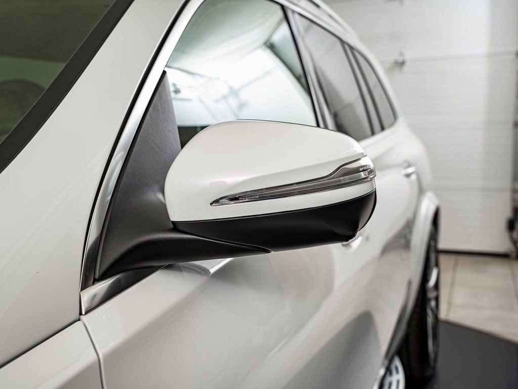 New 2026 Mercedes-Benz GLS 580 4MATIC image 17