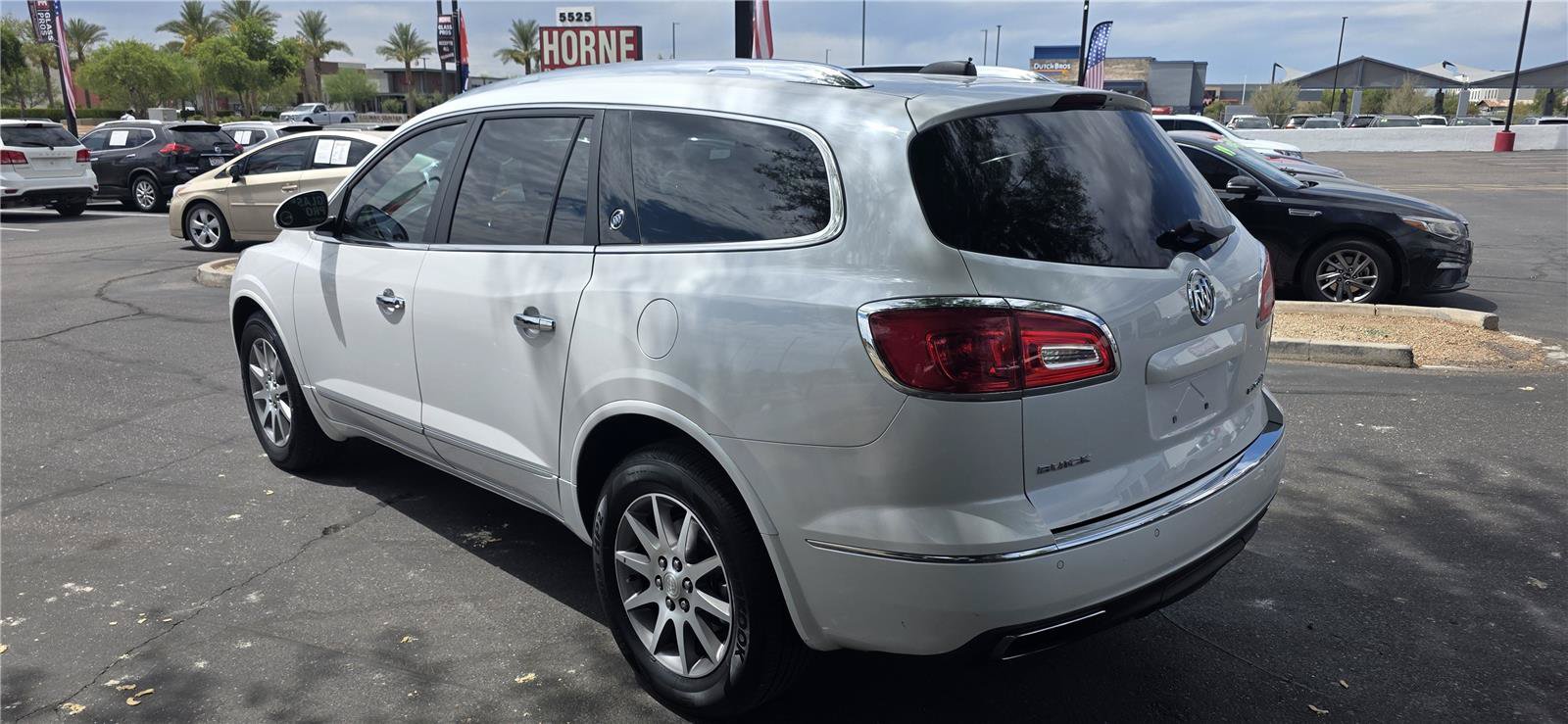 Used 2016 Buick Enclave Convenience w/ Trailering Package FWD image 7