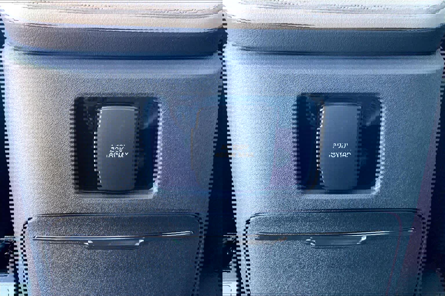 New 2025 Lincoln Navigator L Reserve image 18