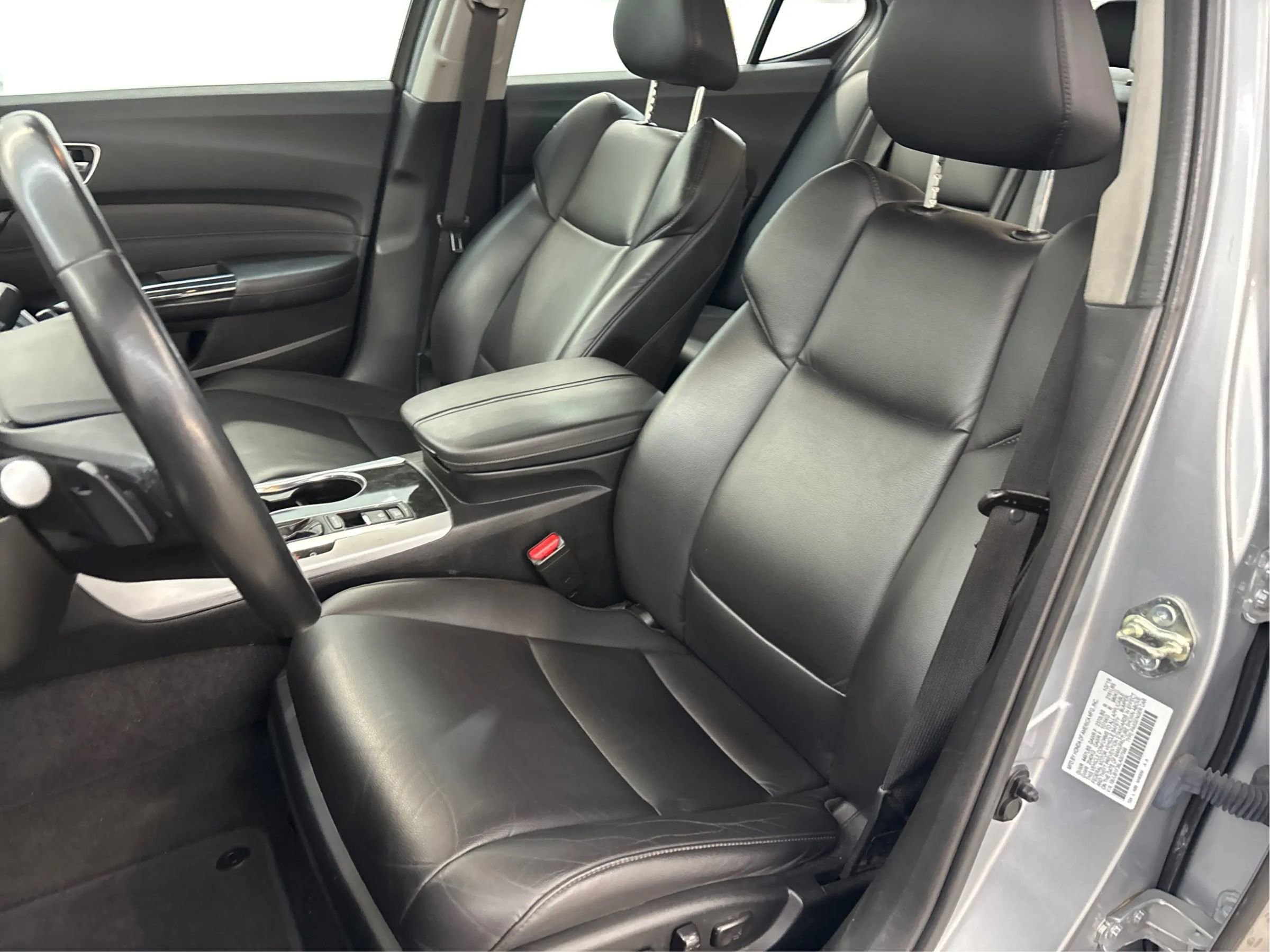 Used 2020 Acura TLX image 13