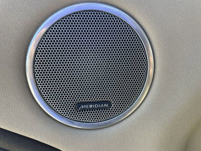 Used 2018 Land Rover Range Rover Evoque SE image 24