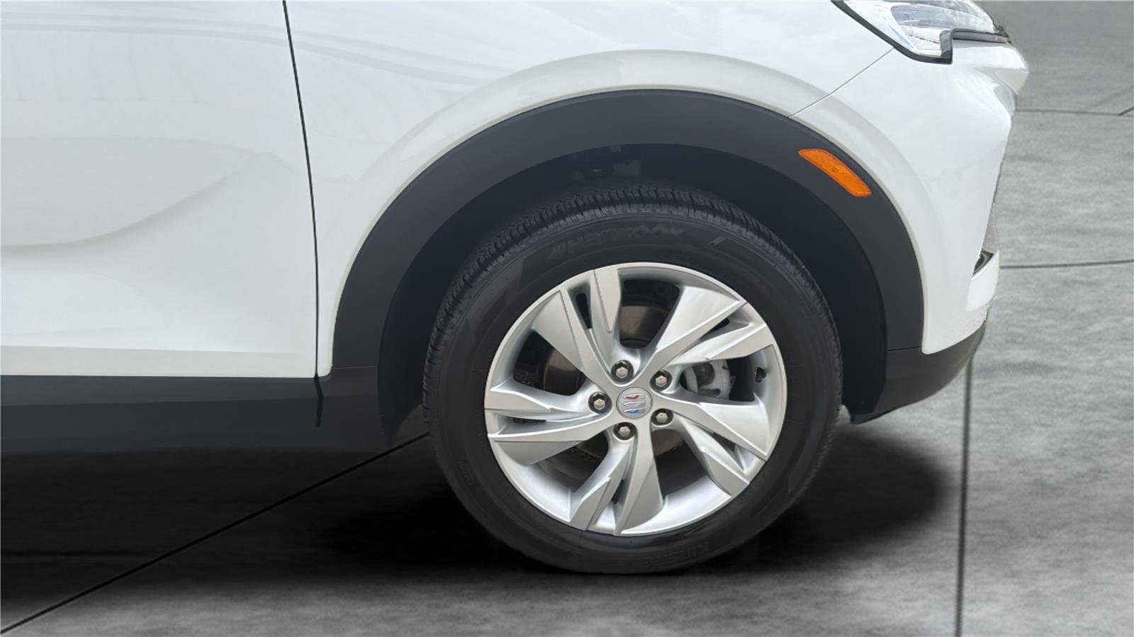 Used 2025 Buick Encore GX Preferred FWD image 23