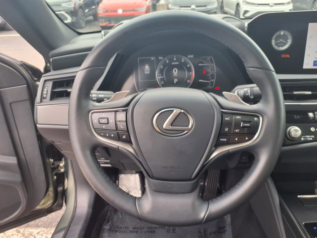 Used 2023 Lexus ES 350 w/ Accessory Package (Z2) image 16