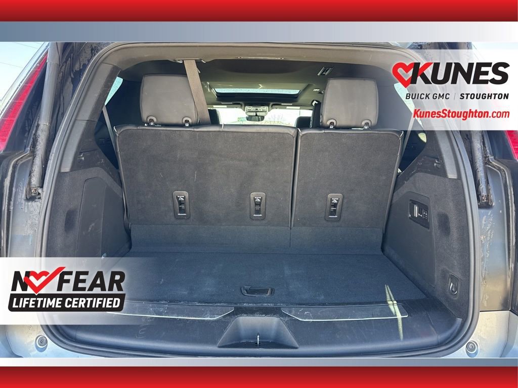 Used 2023 Cadillac Escalade Premium Luxury image 19