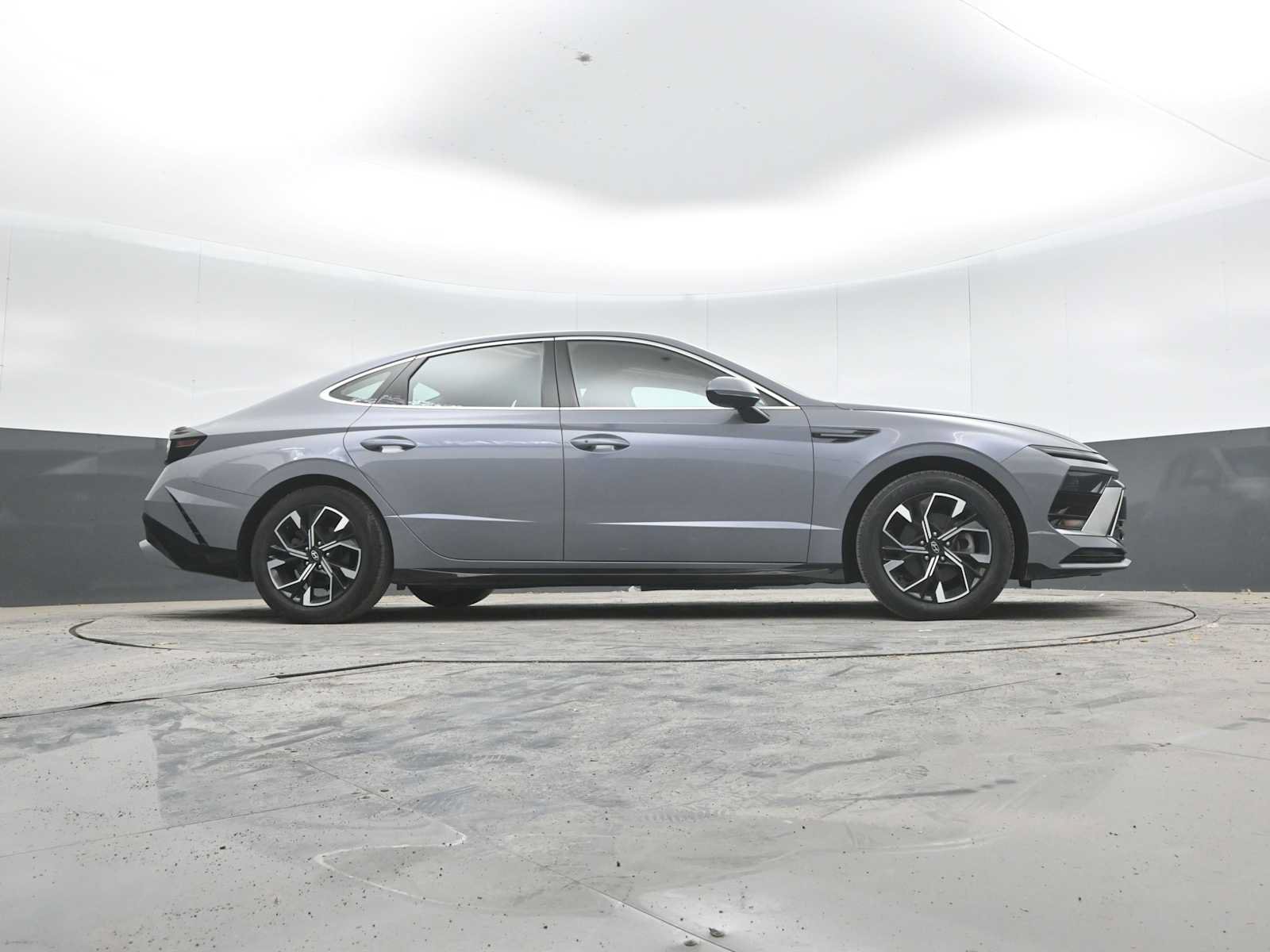 Used 2024 Hyundai Sonata SEL FWD image 45