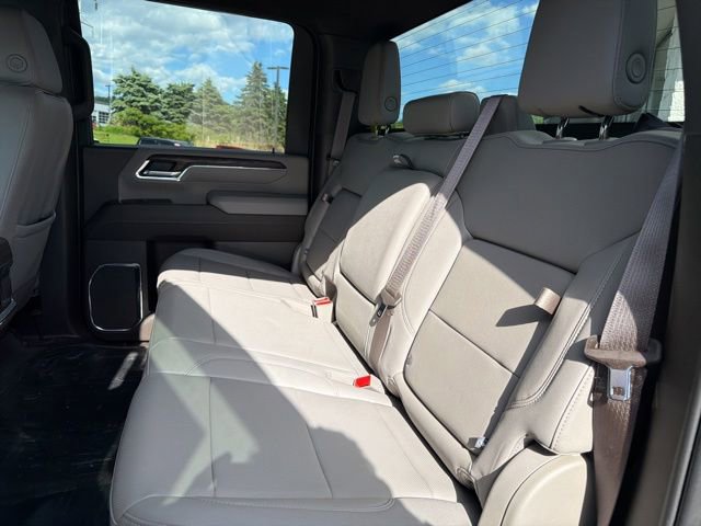 Used 2024 GMC Sierra 2500 SLT w/ SLT Convenience Package AWD/4WD image 17