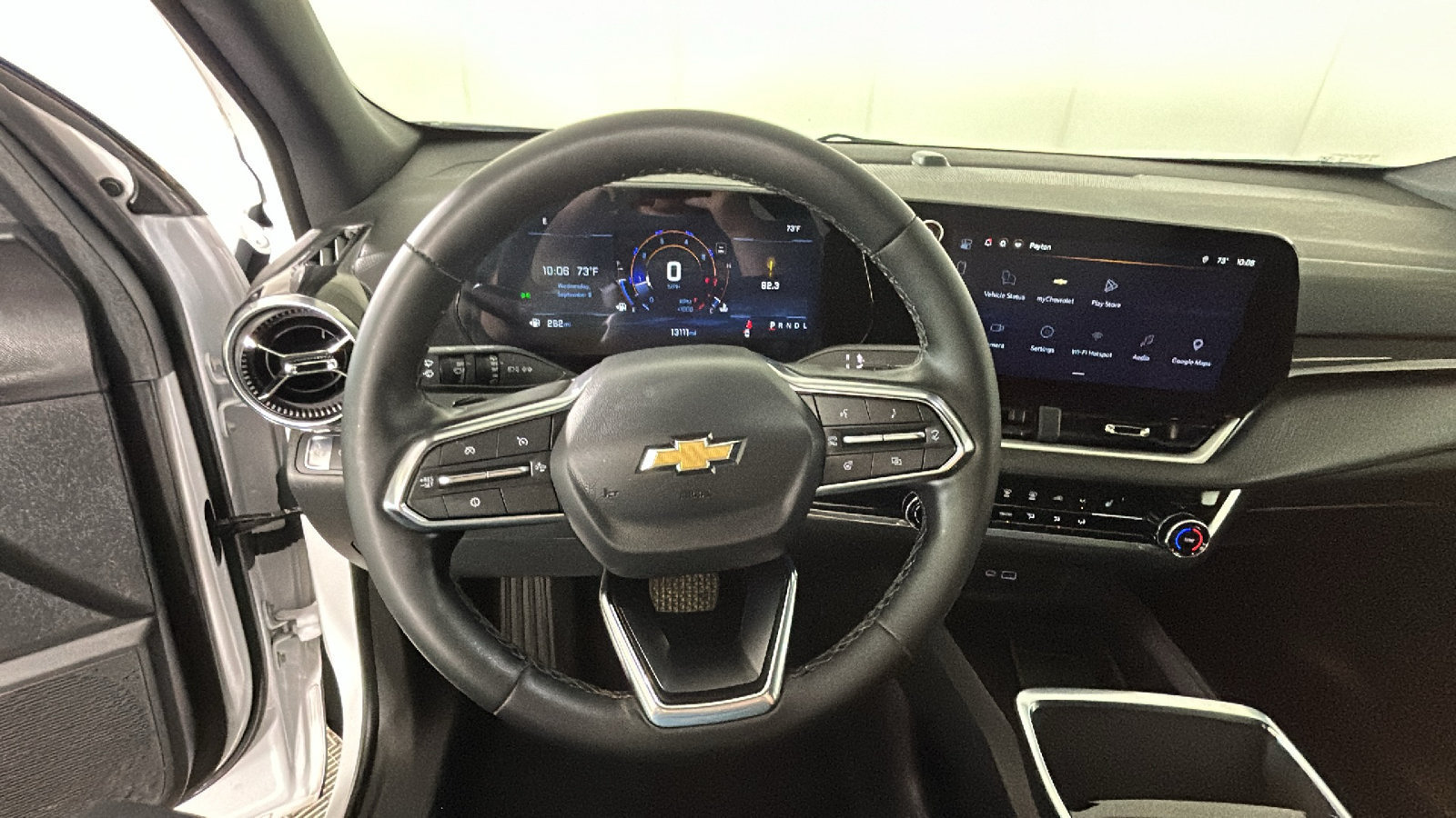 Used 2026 Chevrolet Equinox LT w/ LPO, Floor Liner Package FWD image 17