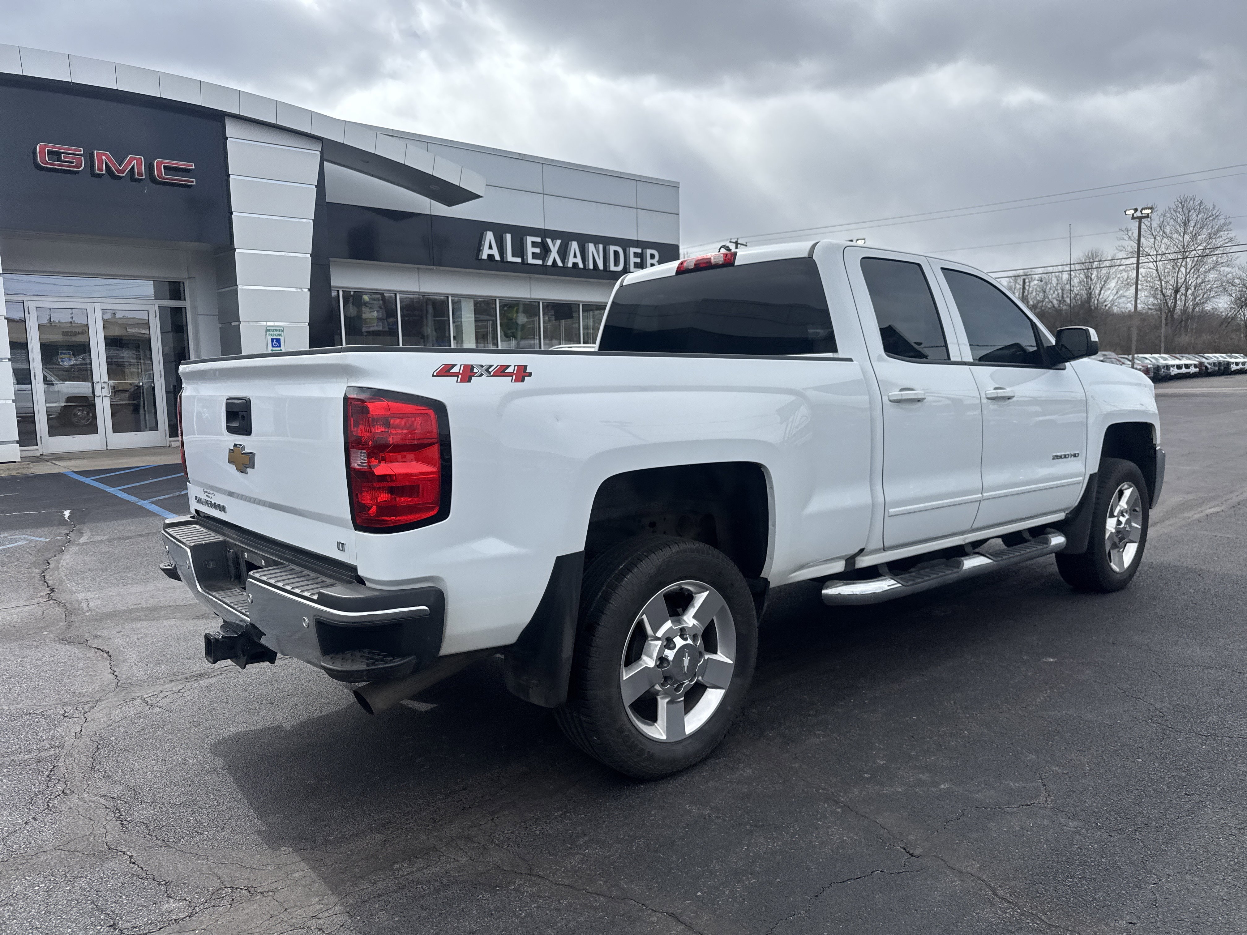 Used 2018 Chevrolet Silverado 2500 LT w/ All Star Edition video 3