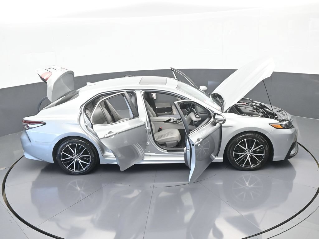 Used 2021 Toyota Camry SE w/ Cold Weather Package AWD/4WD image 66
