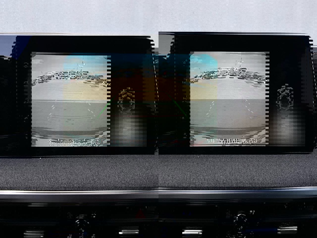 Used 2025 Nissan Kicks SV image 28