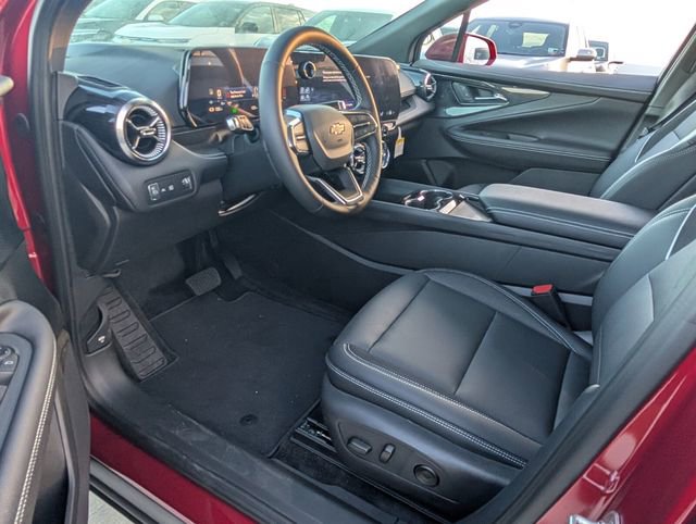 New 2025 Chevrolet Blazer EV LT image 7