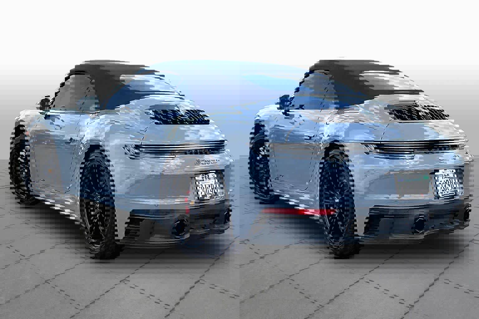 Used 2023 Porsche 911 Carrera GTS image 11