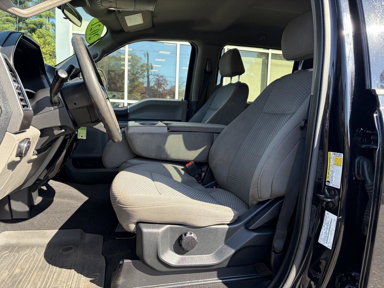 Used 2021 Ford F250 XLT w/ Snow Plow Prep Package AWD/4WD image 18