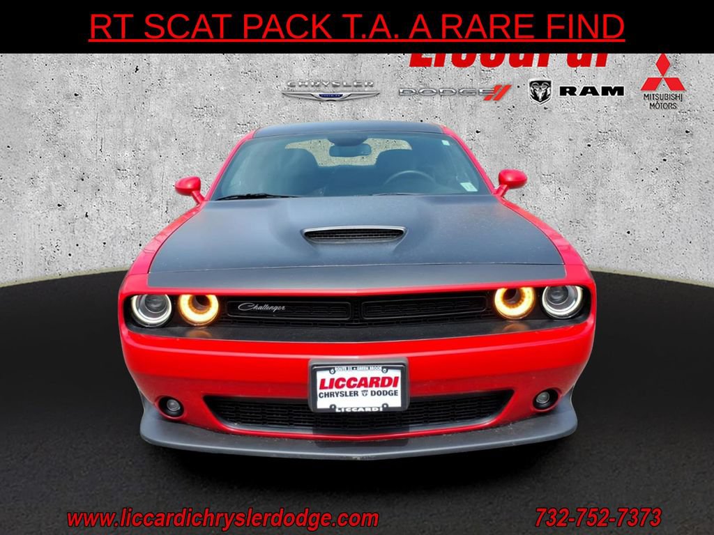 Used 2022 Dodge Challenger R/T Scat Pack w/ T/A Package RWD image 2