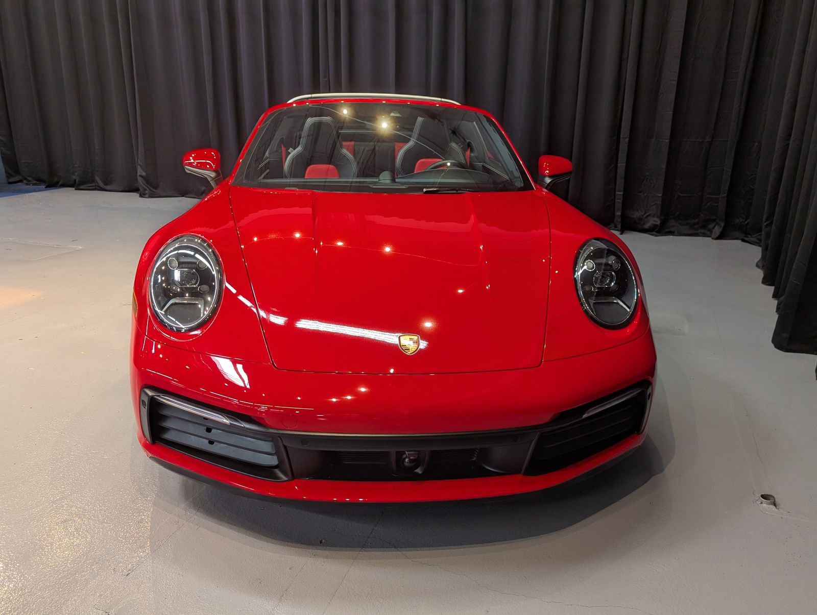 Certified 2022 Porsche 911 Targa 4S w/ Premium Package image 10
