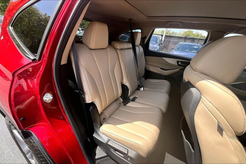 Used 2022 Acura MDX FWD image 25